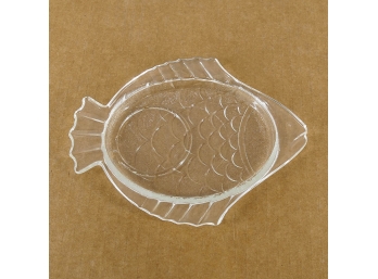 Set Of 6 Vintage Glass Fish Pattern Snack Plates