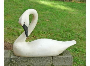 Bill Roberts (Greenlawn, L.I.) Carved Wood Swan Decoy