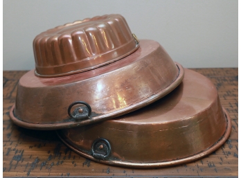 Vintage Pair Of Copper Pans & Food Mold