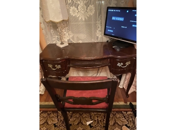 Vanity/desk & Chair