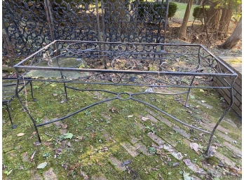 Vintage Wrought Iron Outdoor Table With 6 Chairs