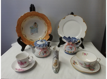 7 Pieces Of Assorted Porcelain