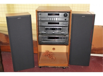 Sony Stereo With Speakers