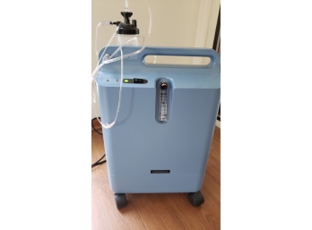 EverFlo Home Oxygen System, Philips Respironics EverFlo Oxygen Concentrator With Hoses/ ALL WORKS