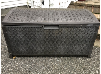 Suncast Outdoor Patio Storage Box (See Details) 52 X 27 X 26