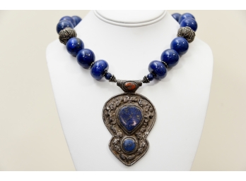 Jane Signorelli Blue Agate Pendant Necklace Jewelry Lot # 12
