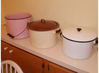Lot Of Vintage Cooking Pots