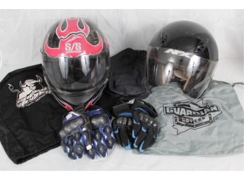 Motorcycle Helmets, Gloves, Bags & Boot Covers (Size S)