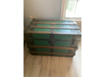 Antique Green Flat Top Oak Slat Trunk, Steamer Chest, Great Coffee Table With Original Insert