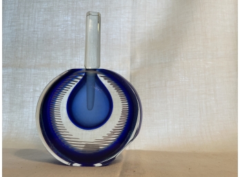 Beautiful Art Glass Piece With Stopper