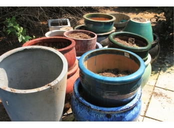 Lot Of Miscellaneous Outdoor Planters - Ceramic
