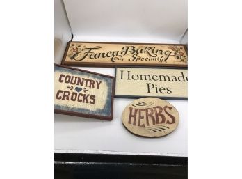 4 Country Decorations