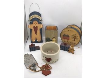 Nice Lot Of Country Items