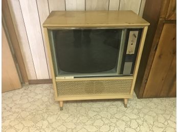 Vintage GE Tube Television