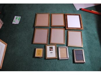 10 Picture Frames-115
