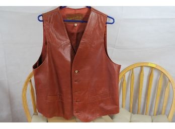 Leather Vest Like New -59