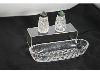 Glass Celery Dish With Salt And Pepper Shakers-3