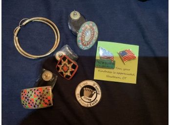 Lot Of Earrings And Pins 344