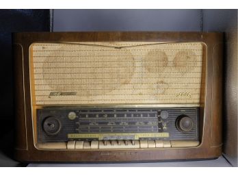 1 Grundig Multisonic 5060 Radio