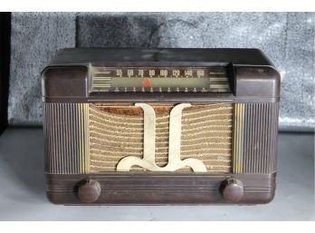 38 Antique Radio