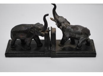2 Elephant Bookends