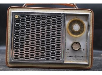 GE Transistor Radio