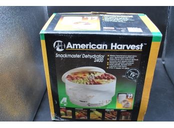 American Harvest Snack Master Food Dehydrator
