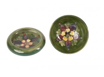 Set Of 2 Vintage Moorcroft Pottery Green Columbine Flower Bowl Dishes