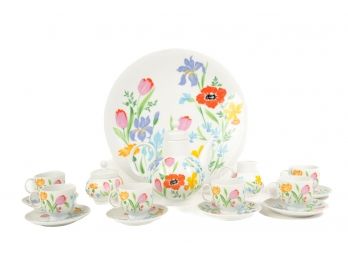 Heinrich & Co. 'Primavera' Porcelain Tea Set