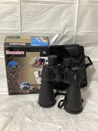 Binoculars With Case - 67m/1000m