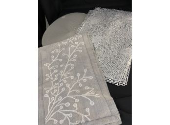 14 Assorted Place Mats And Table Runner