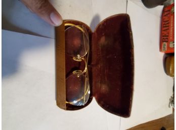 Vintage Bausch And Lomb 1/10 12k Gold Glasses And Case