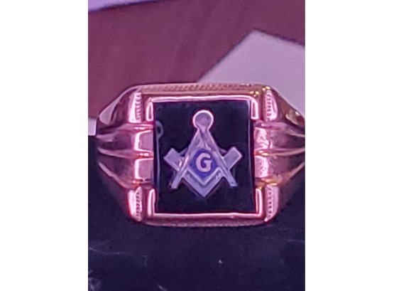 10k Gold Masonic Ring Size11