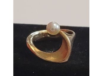 14k Gold Ring With Pearl