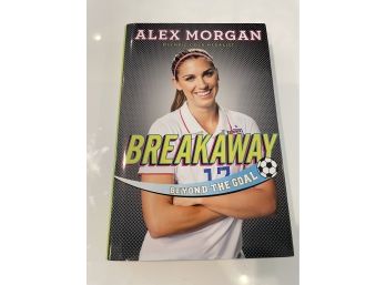 Alex Morgan - Breakaway