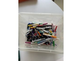 Set Of Markers/Pens
