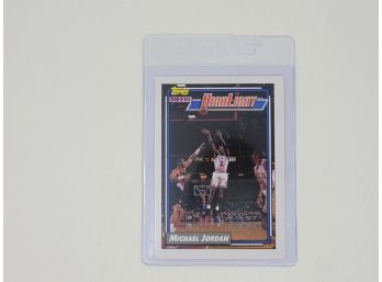 BASKETBALL - 1992-1993 Topps Michael Jordan Highlight#3