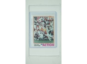 FOOTBALL - 1982 Topps In Action Walter Payton
