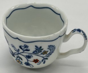AVon 1984 Collection-Cup