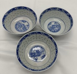 Three Chinese Blue And Whilte Rise Bowl