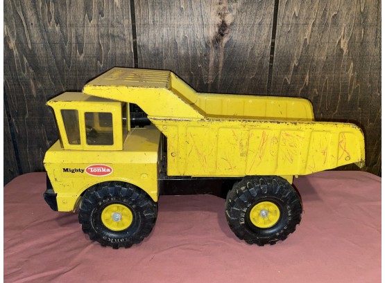 Vintage Mighty Tonka Yellow Toy Dump Truck