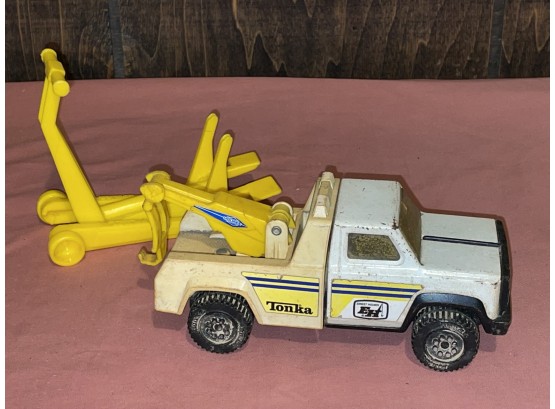 Vintage Tonka Toy Tow Truck 'Ernest Holmes'
