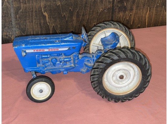 Vintage Ertl Ford 4000 Cast Metal Blue Toy Tractor