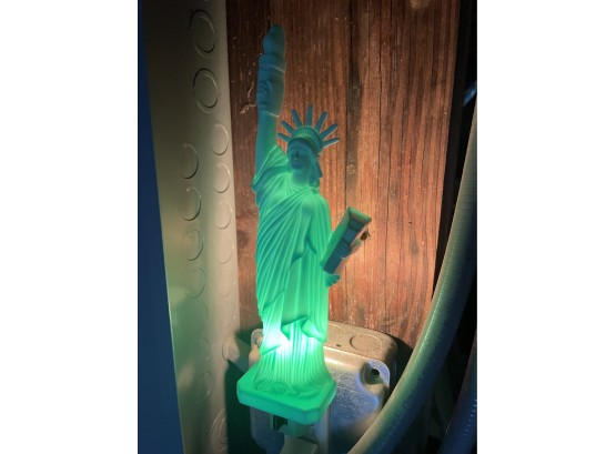 Vintage Statue Of Liberty Nightlight