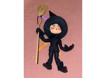 Annalee Witch With Broom Doll 1997