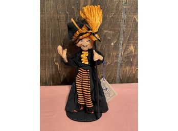 Witch With Broom Annalee Doll 2013 Halloween