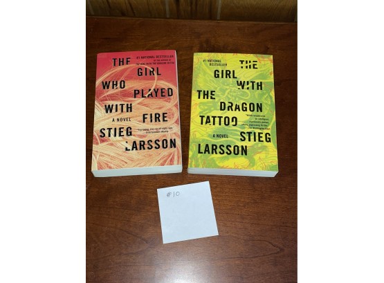 2 Stieg Larsson Novels 'The Girl Who Played With Fire' & 'The Girl With The Dragon Tattoo' (Lot #10)