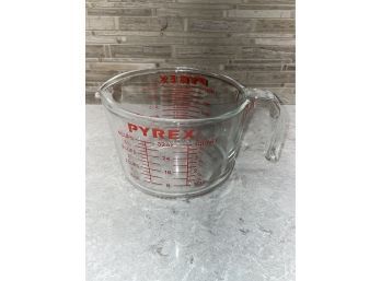 Pyrex 4 Cup (1 Quart) Measuring Cup