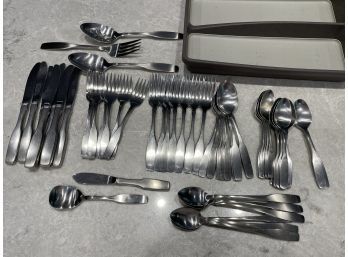 55 Pieces Of Stainless Steel Flatware - Great Modern Design