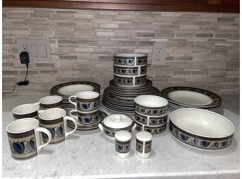 41 Pieces Mikasa 'Arabella' Dishes